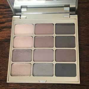 Stila Eyes are the Window Shadow Palette in Soul